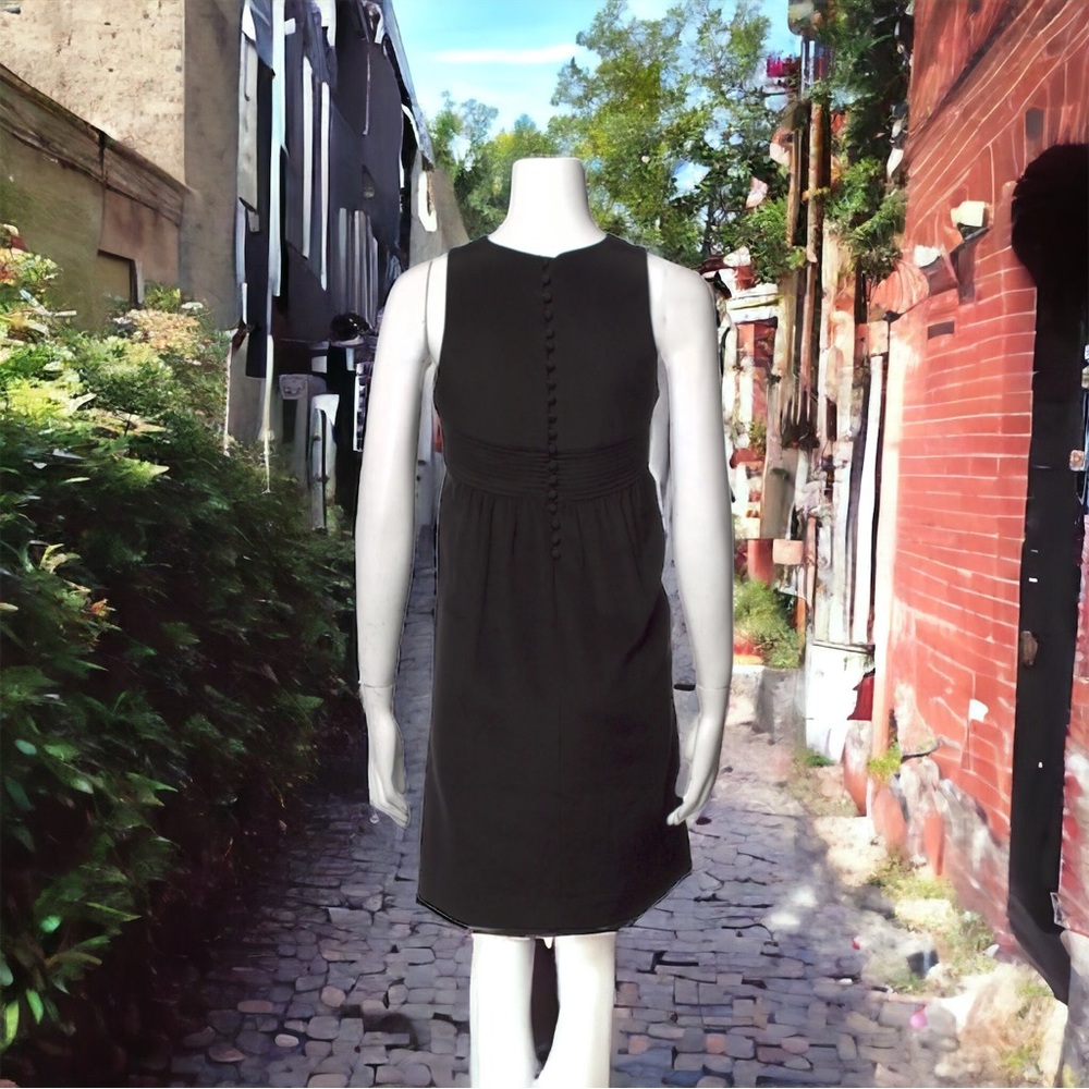 Vince Silk A-Line Dress
Black
Size 6